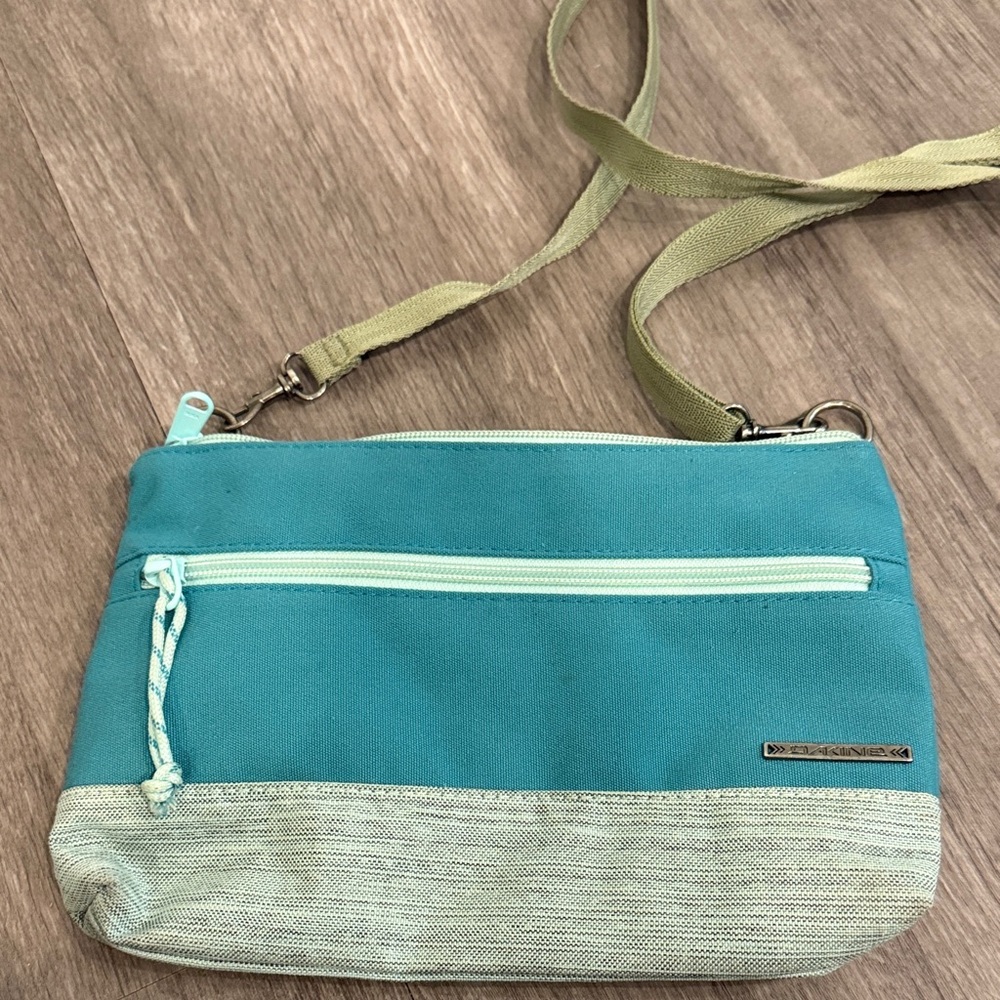Dakine Teal Crossbody Bag